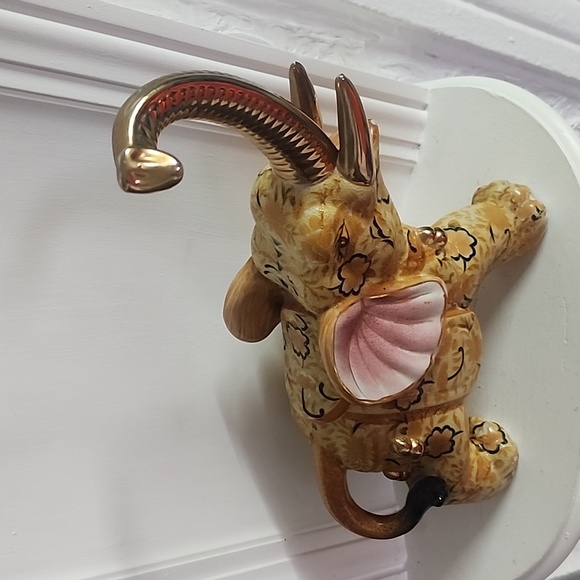 High-End Chinese Style Elephant Artificial Hand-Painted Elephant - Picture 3 of 8